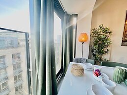 Suite in Antwerp Near Meir Shops