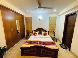 Fortune Home Service Apartment 4BHK J191