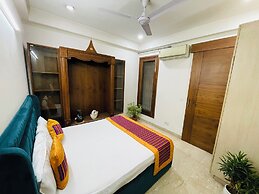 Fortune Home Service Apartment 4BHK J191
