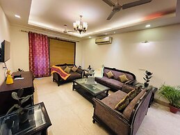 Fortune Home Service Apartment 4BHK J191