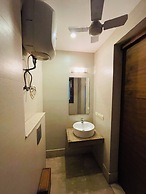 Fortune Home Service Apartment 4BHK J191