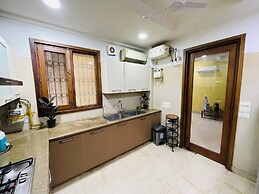 Fortune Home Service Apartment 4BHK J191