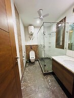 Fortune Home Service Apartment 4BHK J191