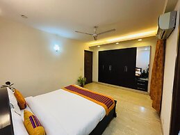 Fortune Home Service Apartment 4BHK J191