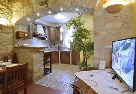 Comfy Apartment With Terrace and BBQ