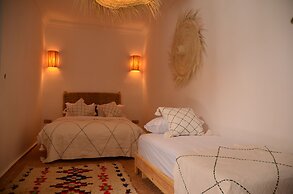 Riad Ayana