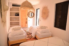 Riad Ayana