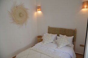 Riad Ayana