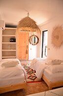 Riad Ayana