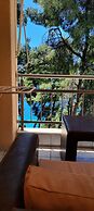 Dryades Hotel
