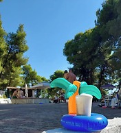 Dryades Hotel