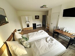pfefferHÄUSL Pension - Camping