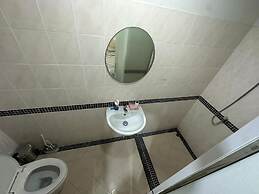 HulaFling Homestay