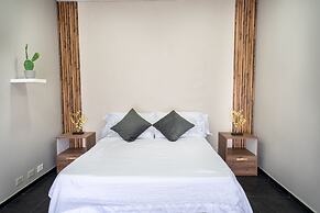 6BD with Balcony Jacuzzi Next to LLERAS