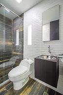 6BD with Balcony Jacuzzi Next to LLERAS