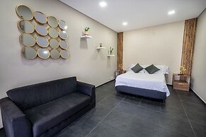 6BD with Balcony Jacuzzi Next to LLERAS