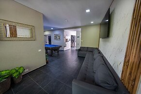 6BD with Balcony Jacuzzi Next to LLERAS