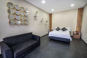 6BD with Balcony Jacuzzi Next to LLERAS