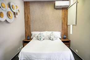 6BD with Balcony Jacuzzi Next to LLERAS