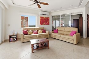Beachfront Apartments at Vivo Resorts