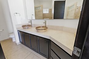 Beachfront Apartments at Vivo Resorts