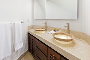 Beachfront Apartments at Vivo Resorts