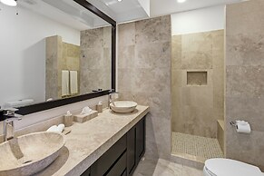 Beachfront Apartments at Vivo Resorts