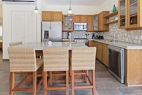 Beachfront Apartments at Vivo Resorts
