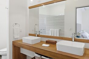 Beachfront Apartments at Vivo Resorts