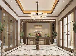 MMK Boutique Hotel
