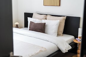 Cozy 2 Private Rooms 15 Min to Downtown