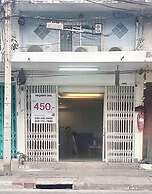 Prompt Inn Chareonkrung