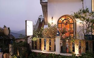 Andalat Homestay