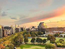 Stylish Edge Apartment Albert Park & Bay