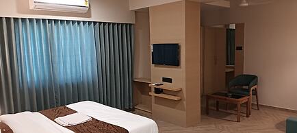 Hotel Altura CHHATRAL
