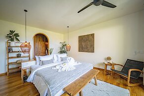 Casa Capucine Uluwatu