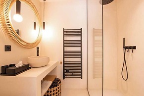Prestige Villa a/c 12P With Pool & Lounge