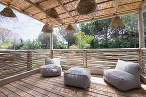 Prestige Villa a/c 12P With Pool & Lounge