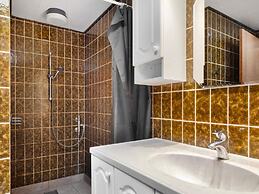 10 Person Holiday Home in Spottrup