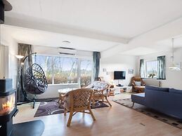 10 Person Holiday Home in Spottrup