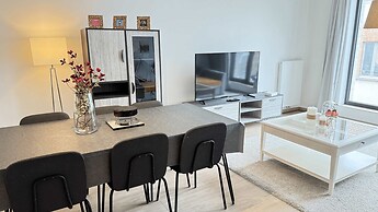 Polished Antwerp Stay Steps to Hub