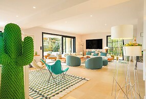 Exceptional Villa a/c 4br/8p With Pool & Sea View