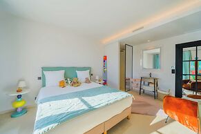 Exceptional Villa a/c 4br/8p With Pool & Sea View