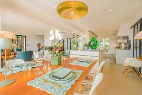 Exceptional Villa a/c 4br/8p With Pool & Sea View