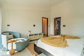 ELIVAAS Villa Paraiso 4 BHK with Pool