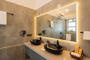 ELIVAAS Villa Paraiso 4 BHK with Pool