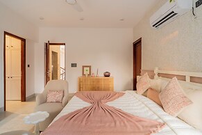 ELIVAAS Villa Paraiso 4 BHK with Pool