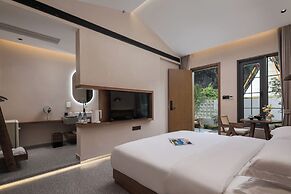 Dyed Mount Boutique Hotel