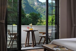 Dyed Mount Boutique Hotel