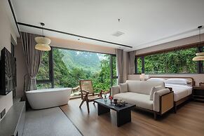 Dyed Mount Boutique Hotel